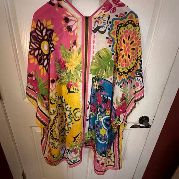 Nine West Multicolor Floral Wrap - Picture 2 of 3